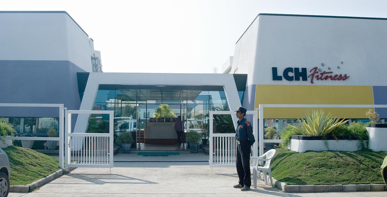 印多尔 Lch Fitness酒店 外观 照片